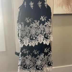 Gianni Bini open back sundress with lace trim